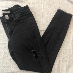 Black denim ripped skinny jeans